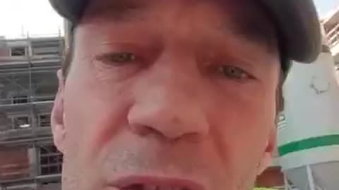 Siete tutti dei lazzaroni da mettere a picco e pala!