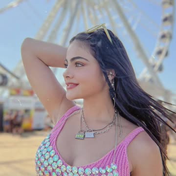 Anitta _ Envolver 💚🙂