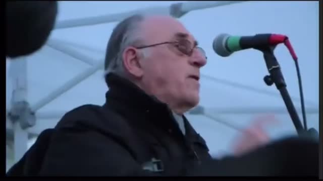 Brian Peckford:talks about the Canadian Charter of Rights and Freedoms