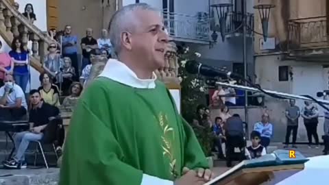 Sacerdote contro il ddl zan