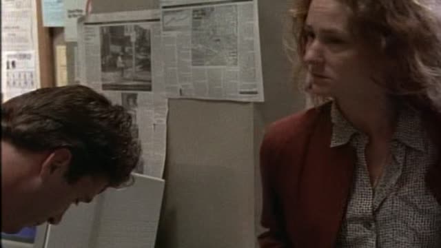Homicide.Life.on.the.Street.S03E01.Nearer.My.God.to.Thee.10bit.DVDRip.x265-budgetbits
