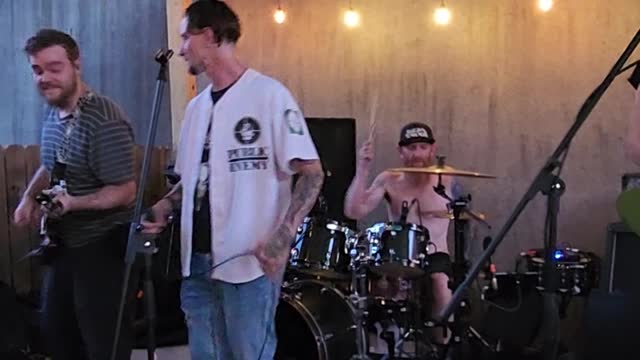 Layne's Calling "Bleed"