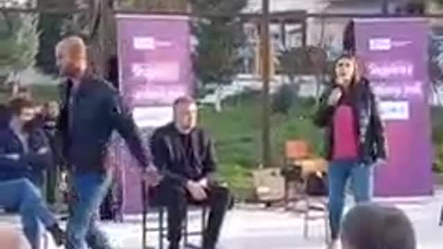 'Nuk jeni për këtë punë', qytetari e 'shkund', Klosi: Avash se ka rrëmujë, po ti ça xhiron?