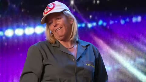 DANCING_DOGS!___Britain_s_Got_Talent