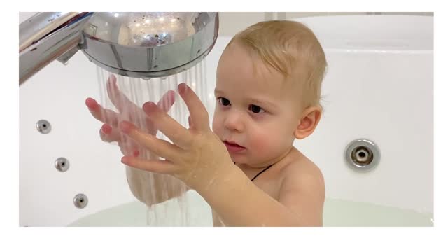 Toddler trying to grab water cute video must watch