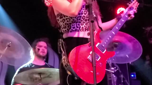 Paralandra "Can't Quench The Fire"