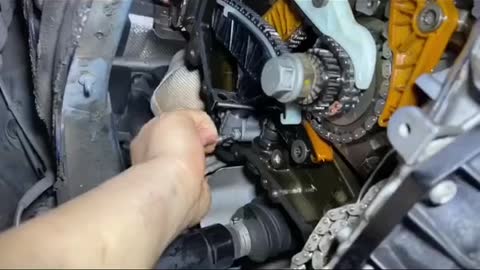 Automobile engine ignition coil fittings inspection