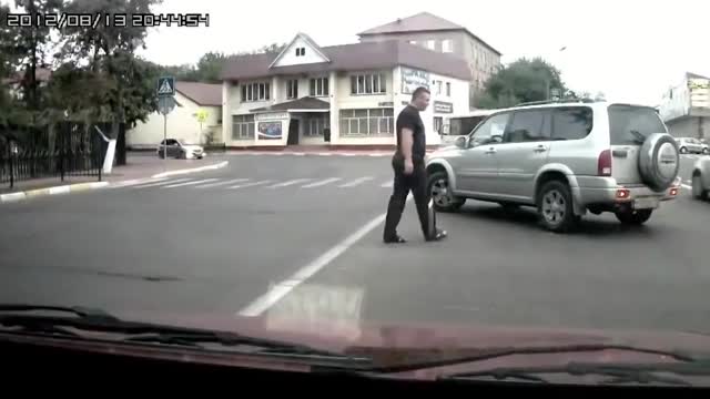 Crazy Russian drivers car accident