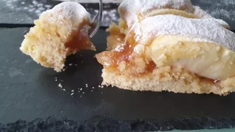Quick tart easy to prepare and with very few ingredients