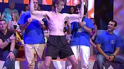 In 2006 stretechiest skin record holder garry turner ( uk) astonished tv audiences in spain