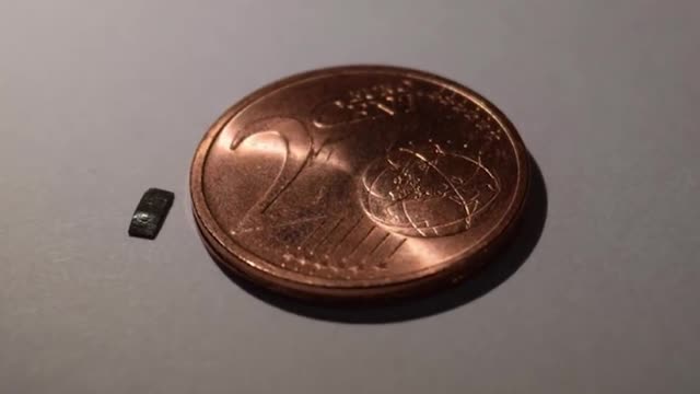 Tiny Robot Works Inside Human Body