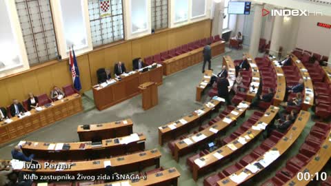 Pernar poludio u saboru, Brkić ga potjerao sa sjednice