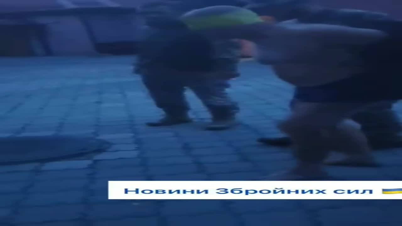 And here is the pilot of the downed Russian Su- in the hands of the Armed Forces Trophies OMBR
