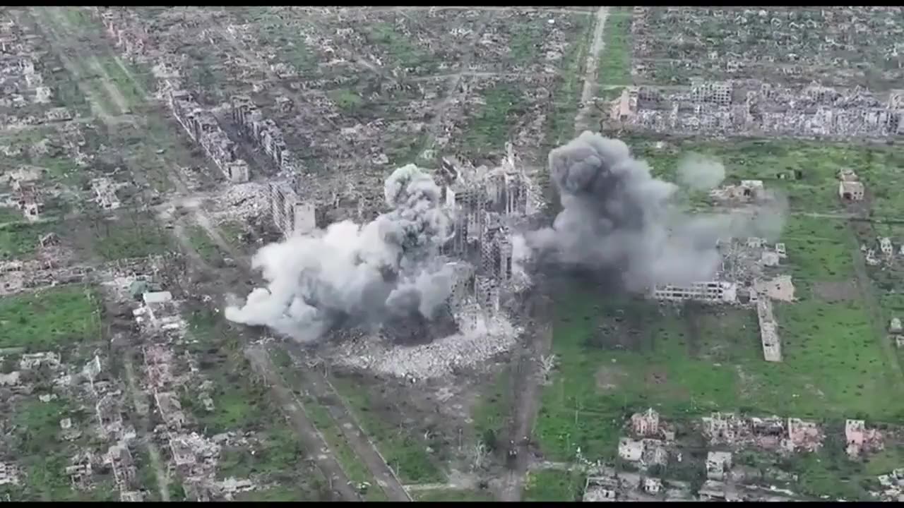 🔥 Ukraine Russia War | Ukrainian Strikes Hit Buildings in Bakhmut | RCF