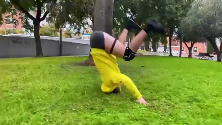 Street Dancer Boy | Amezing Dance Video