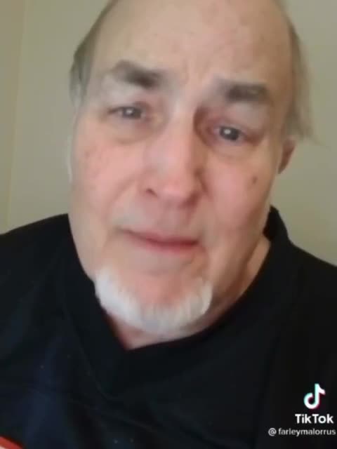 4 generation Ukrainians. Supports what Putin is doing.