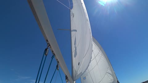 CRUISING #17: A beautiful August sail