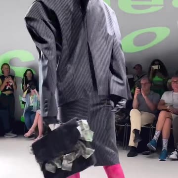 Modern fashion is confusing