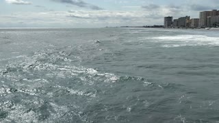 Very very windy day on the pier