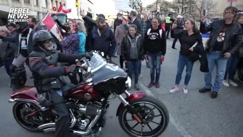 Police on high alert as biker convoy rolls into Ottawa