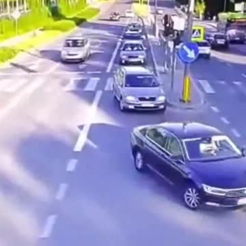 Drunk foreigner in Poland. 11 people in hospital. Police haven't disclosed nationality