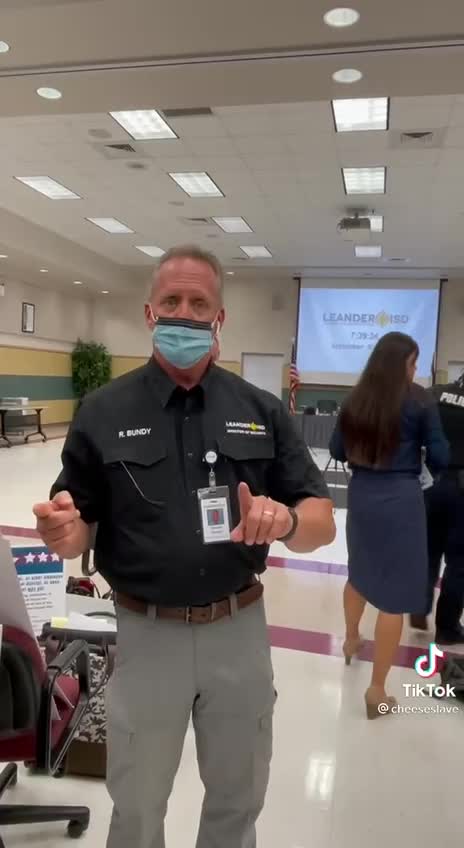 Leander Intermediate School District Texas PEDOPHILE books about SUCKING DICK WTF