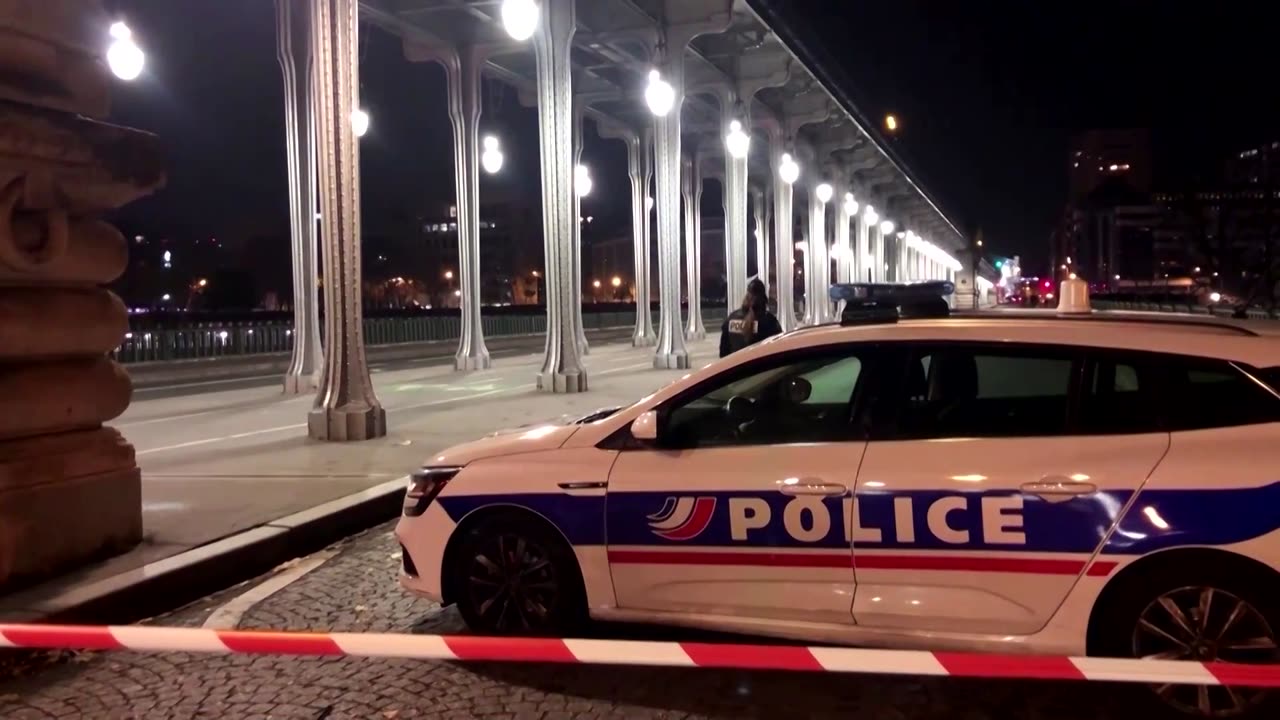 Suspect arrested after fatal attack near Eiffel Tower