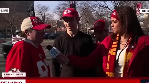 MUST SEE! THE BLIND LEADING THE BLIND IN KANSAS CITY PARADE!