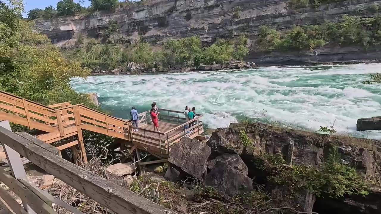 White Water Walk Niagara Falls Ontario, Canada: Class 6 Rapids