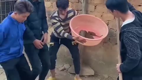 Funny video 🤣🤣😁😁🤣🤣