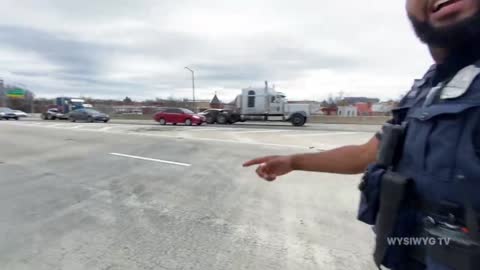 DC Police Close Exit Ramp on Beltway 3-19-22 The People's Convoy