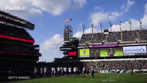 Ref Elbows Stefon Diggs, Sends Him Flying