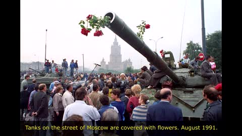 The Fall Of The Soviet Union In Rarely-Seen Photos