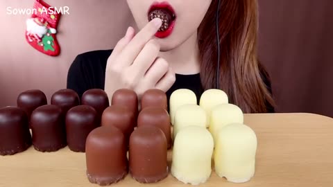 ASMR CHOCOLATE EATING