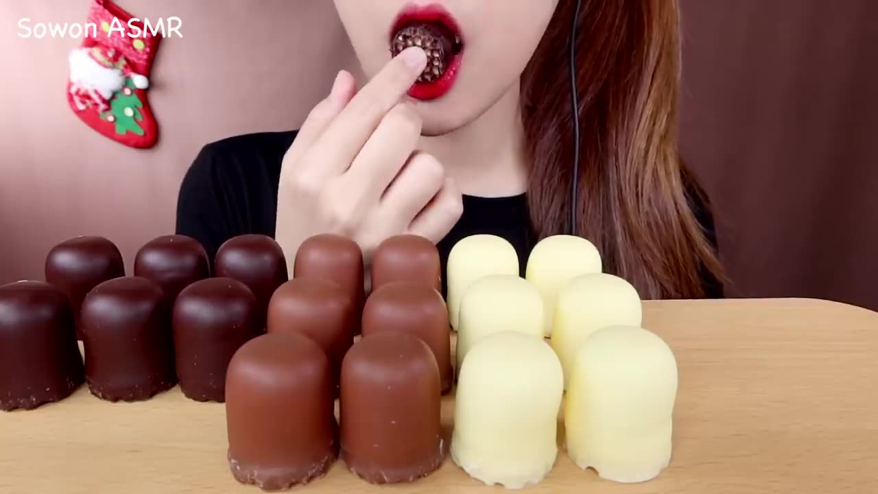 ASMR CHOCOLATE EATING