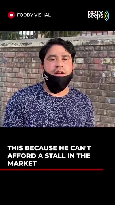 Man Sells Momos On Cycle Because He Can’t Afford A Stall