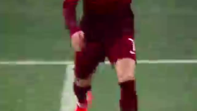 🔥 Skills + armband = Cristiano Ronaldo |
