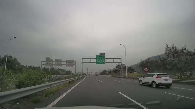 Idiot Audi Owner Blocks Driver 11 Times On Motorway