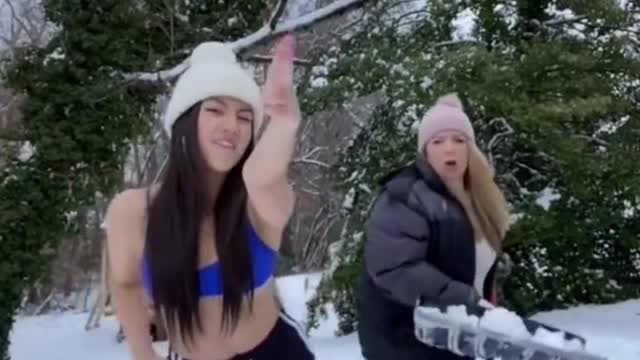 hot girls on tiktok