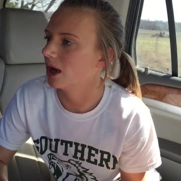 Teen After Dental Surgery Thinks She's Friend's With Obama