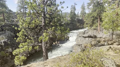 Panorama of National Wild & Scenic Deschutes River Trail – Central Oregon – 4K