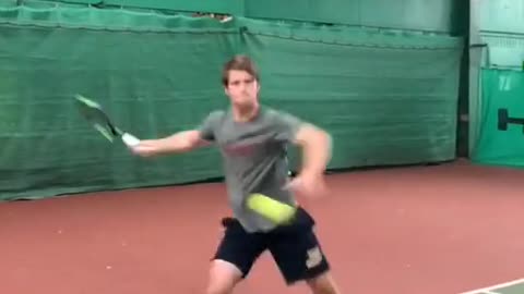 Collegetennisplayersbelike