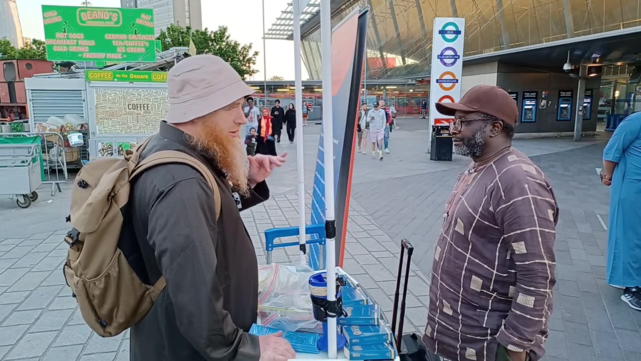 Christian OUTRAGED When a Muslim Called Jesus was a Muslim Speaker's corner