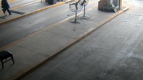 3138RHOBG3CStGarageLeftDoor_2021-01-06_11h22min40s063ms.mp4