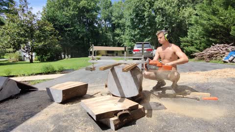 Alaskan sawmill to cut some logs into boards #woodworking