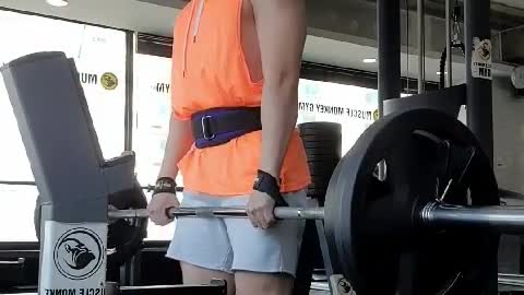 Deadlift for body thickness