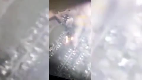 Ukrainian artillery targets Russian column