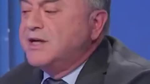 Nicola Gratteri Procuratore della Repubblica del Tribunale di Napoli contro il governo Meloni sulla riforma delle intercettazioni Nordio-Meloni.Nicola Gratteri a valanga sulla riforma della giustizia di Giorgia Meloni e Carlo Nordio.