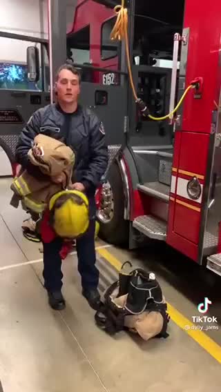 A firefighter takes a stand against vaccine mandates