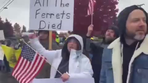 Hundreds of Boeing Workers Protest Company Mandates